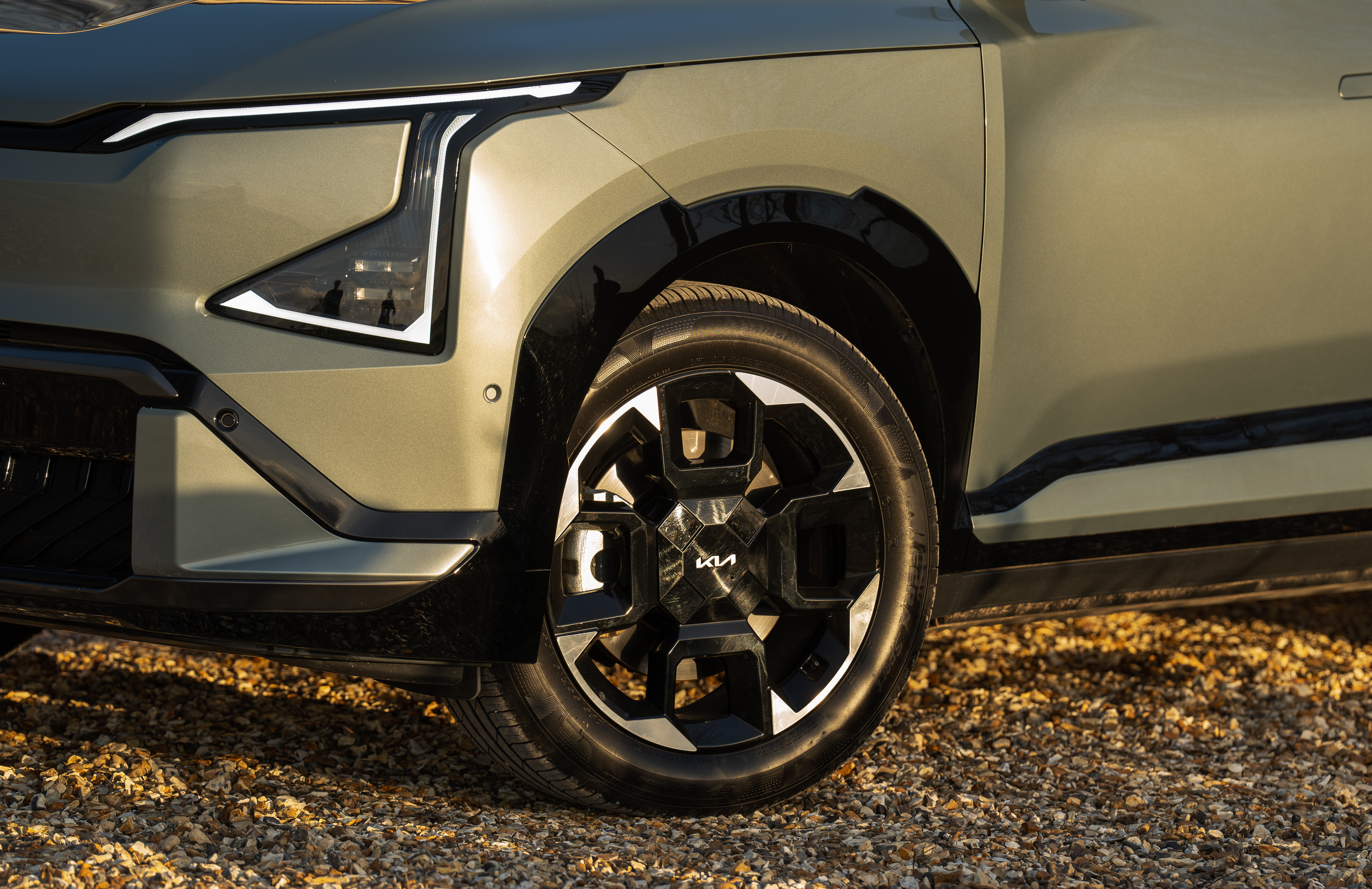 Kia EV5 wheel shot