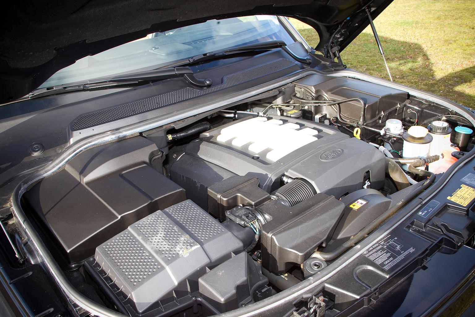 Land Rover Discovery 3 – Rewind Wednesday