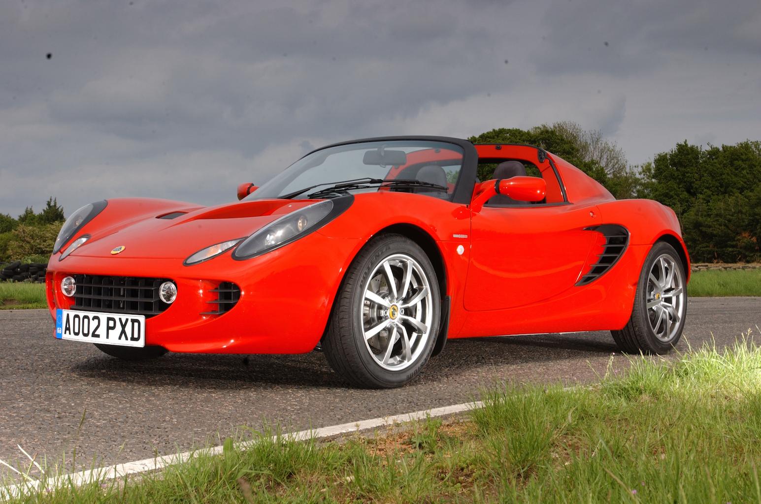 Vauxhall VX220 – Rewind Wednesday