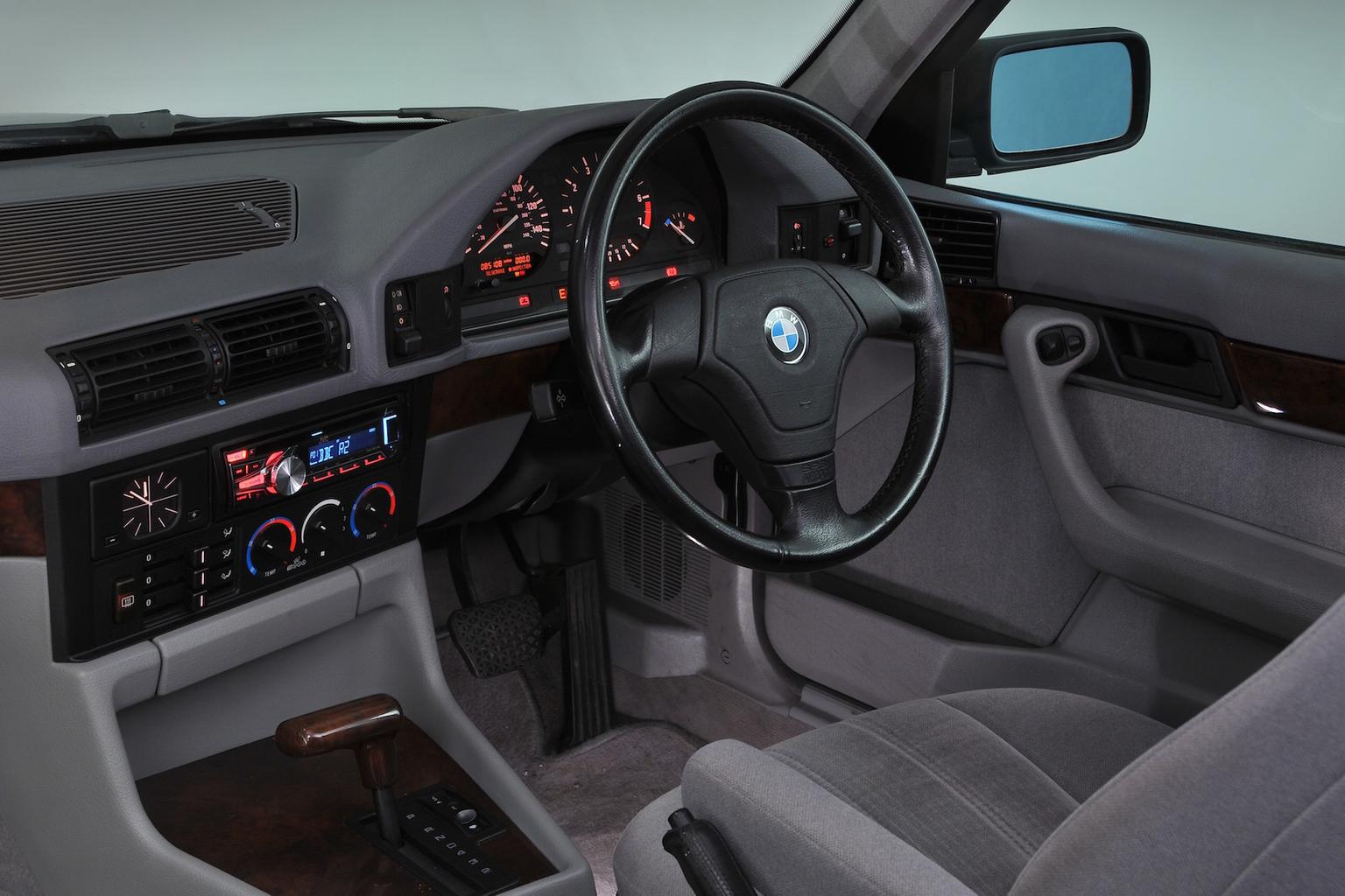 BMW 5 Series (E34) - Rewind Wednesday