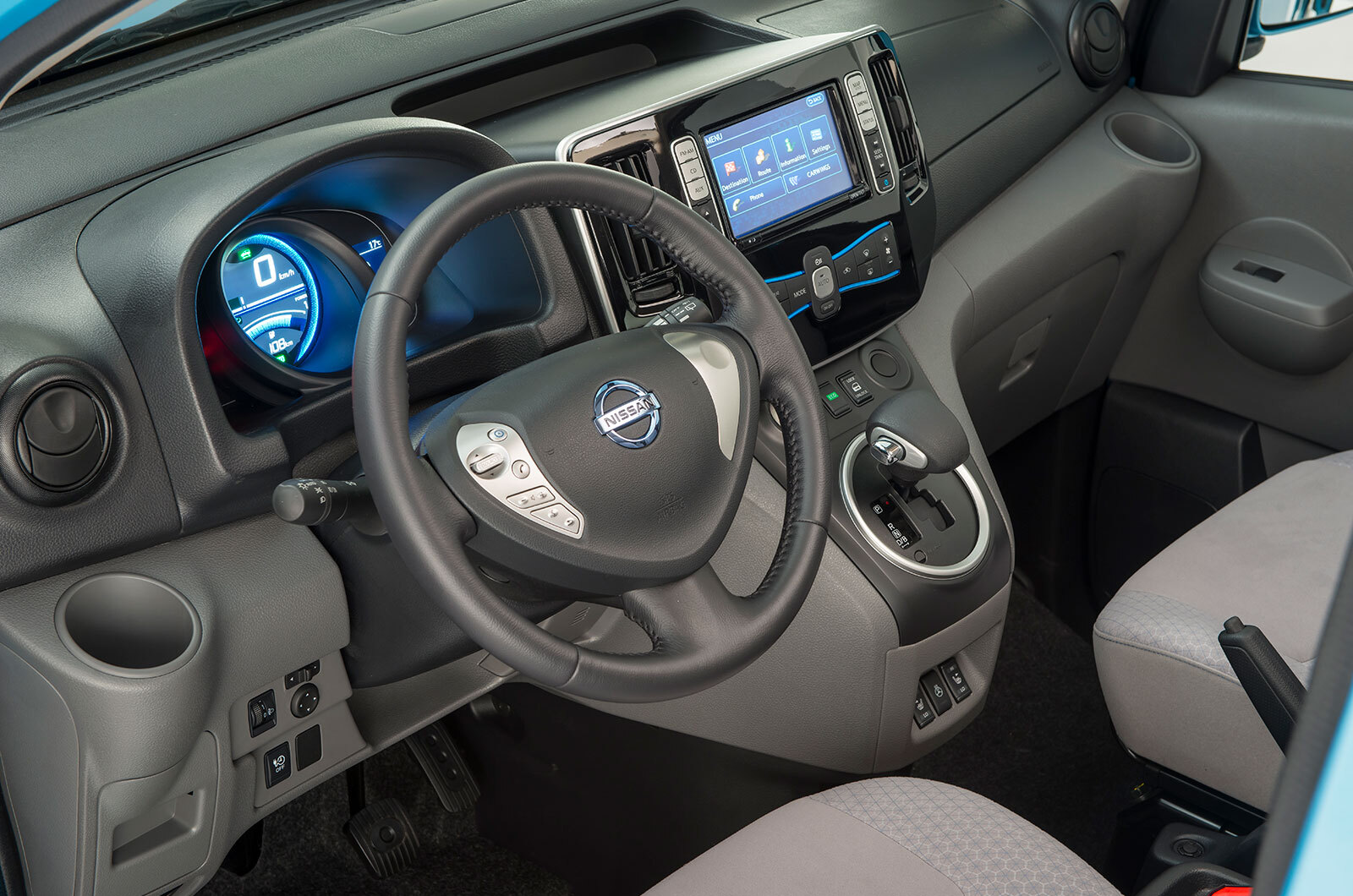 Nissan e-NV200 interior