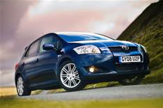 Two more trims for Toyota Auris