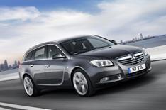 First pics: Vauxhall Insignia estate