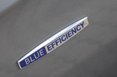 We can hit CO2 targets, says Mercedes