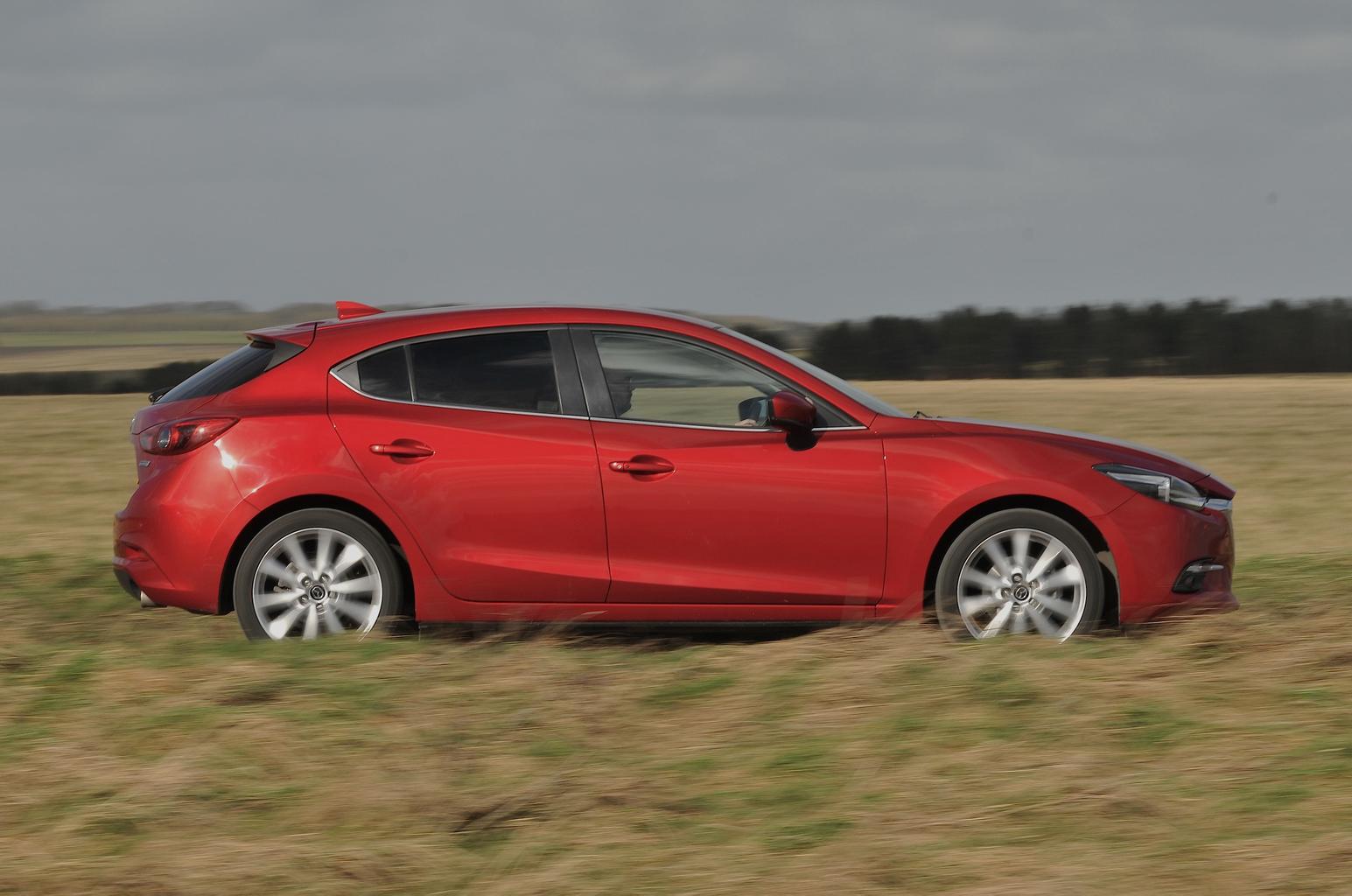 New Hyundai i30 & Skoda Octavia vs Mazda 3