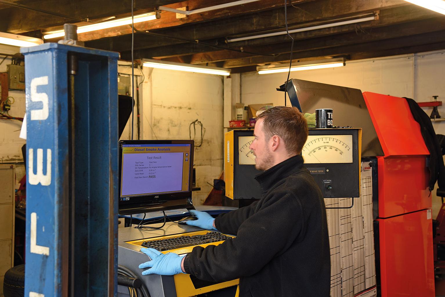 MOT tester using diagnostic equipment