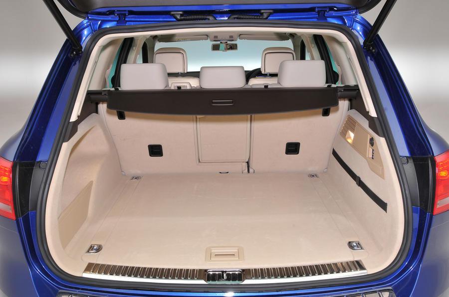 Used Volkswagen Touareg 10-18