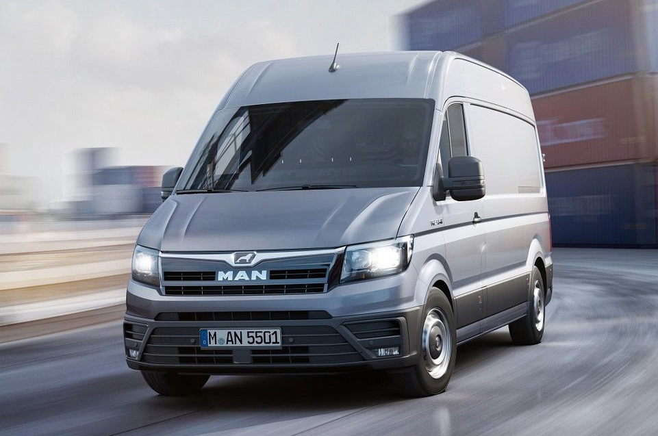 MAN TGE front cornering