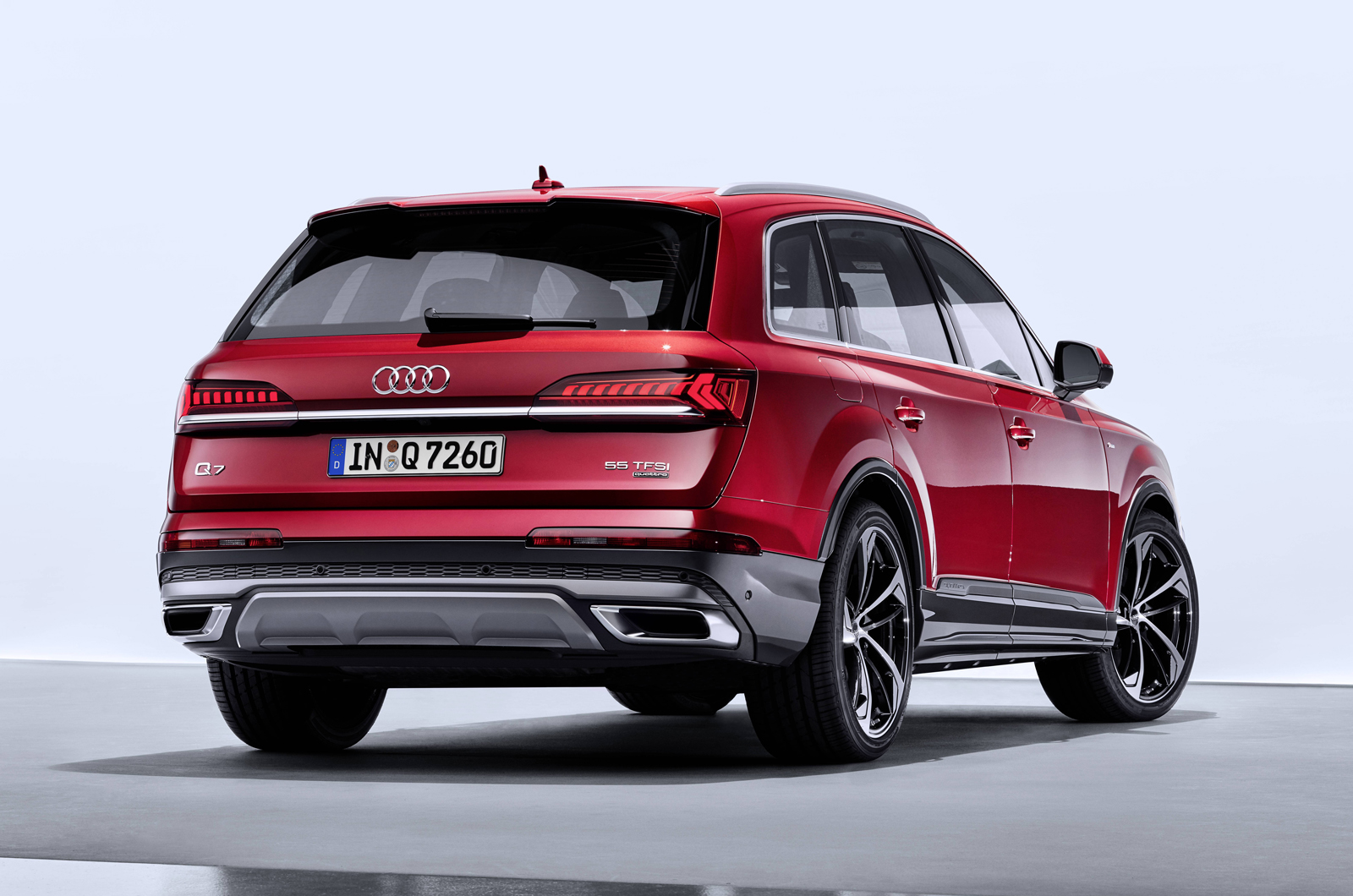 2020 Audi Q7 rear