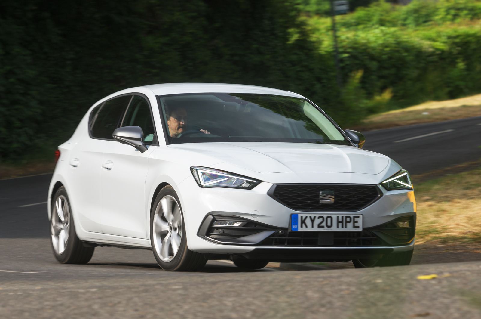2020 Seat Leon front action