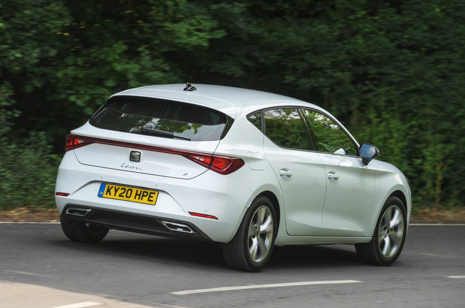 2020 Seat Leon rear action