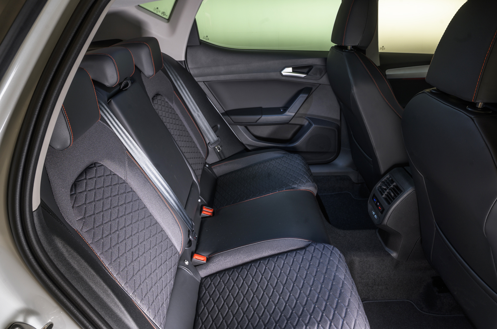 2020 Seat Leon rear seats