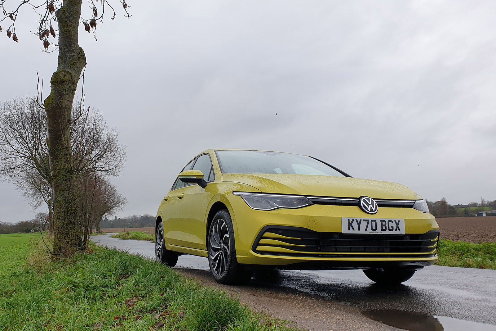 Volkswagen Golf 2021 long termer rainy shot