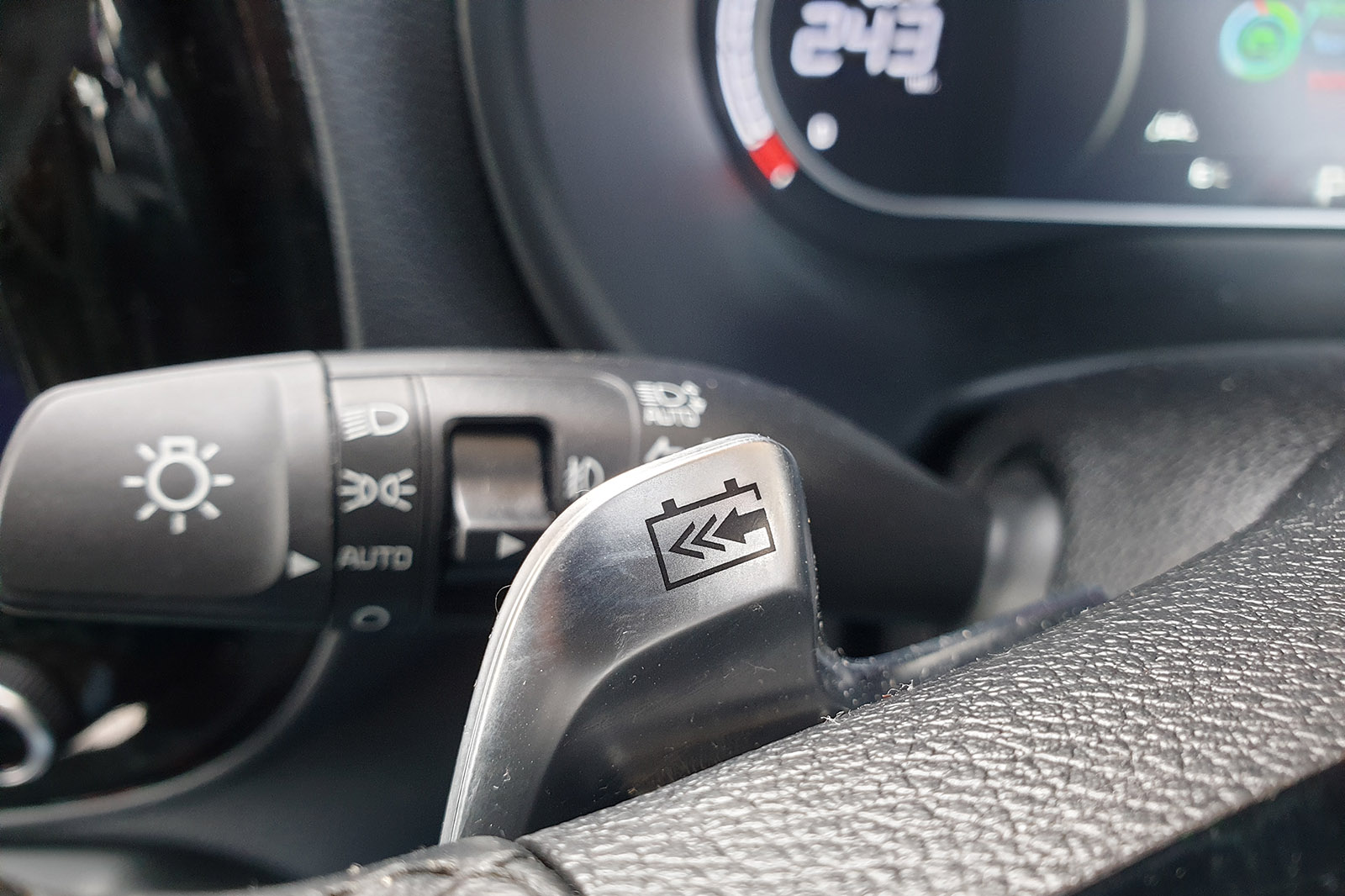 Kia Soul EV 2021 long-term goodbye regeneration paddle