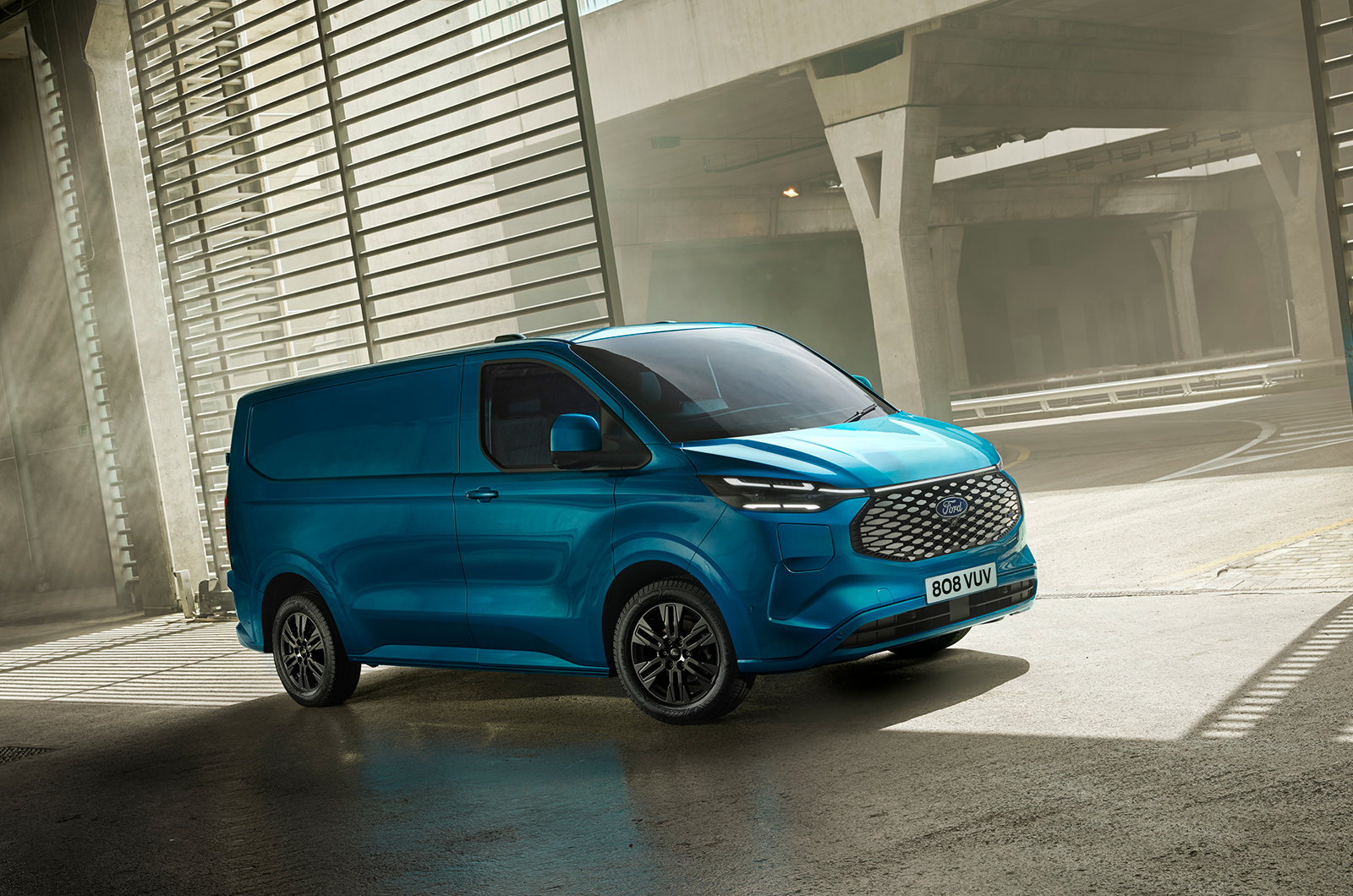 Ford E-Transit Custom front three quarters