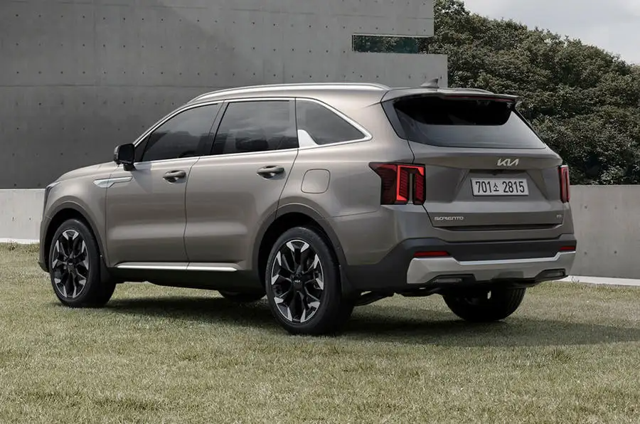 2024 Kia Sorento rear