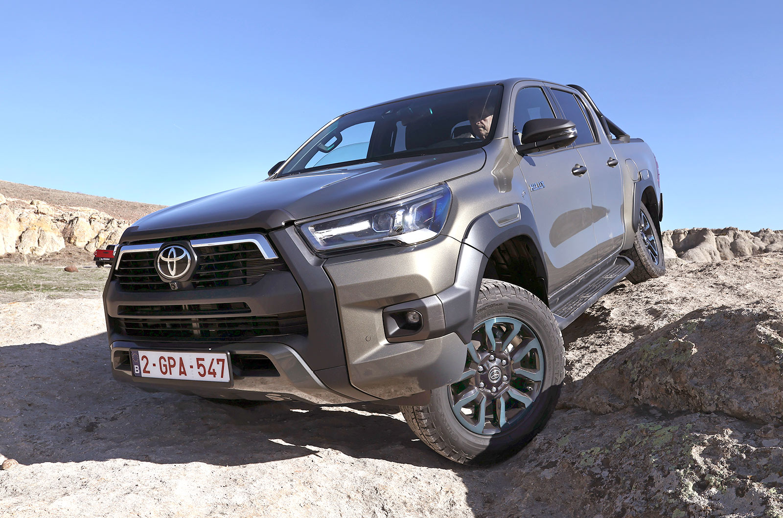Toyota Hilux Hybrid off-road