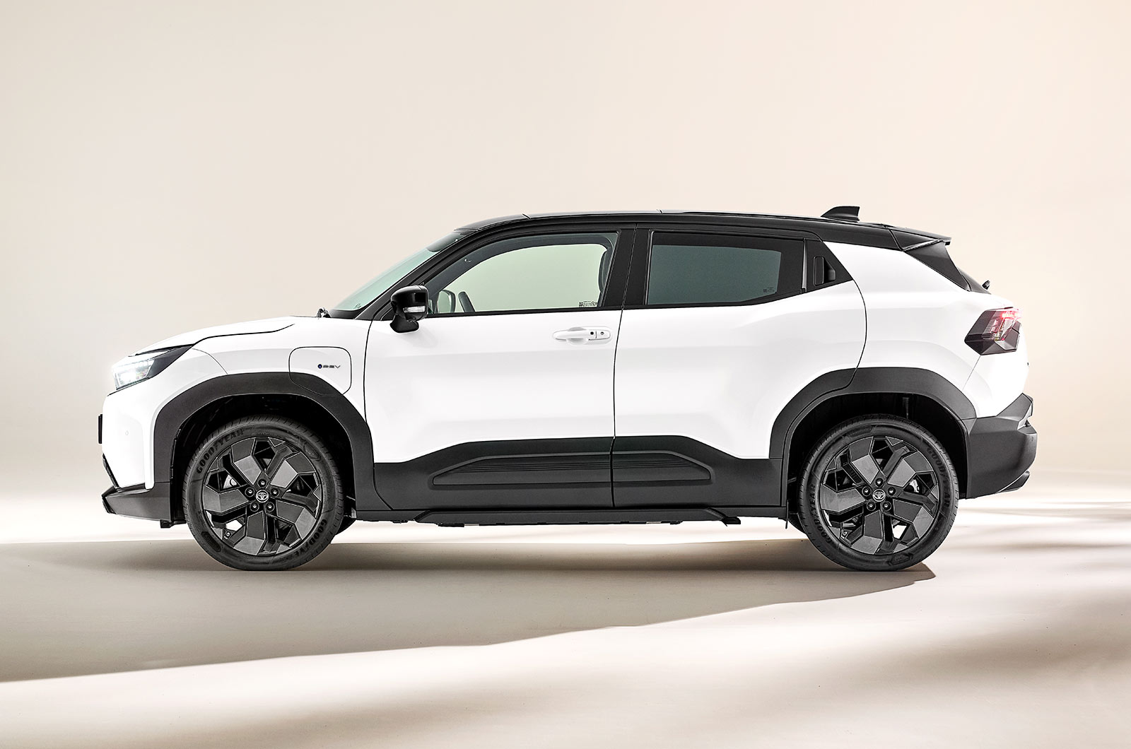 Toyota Urban Cruiser side