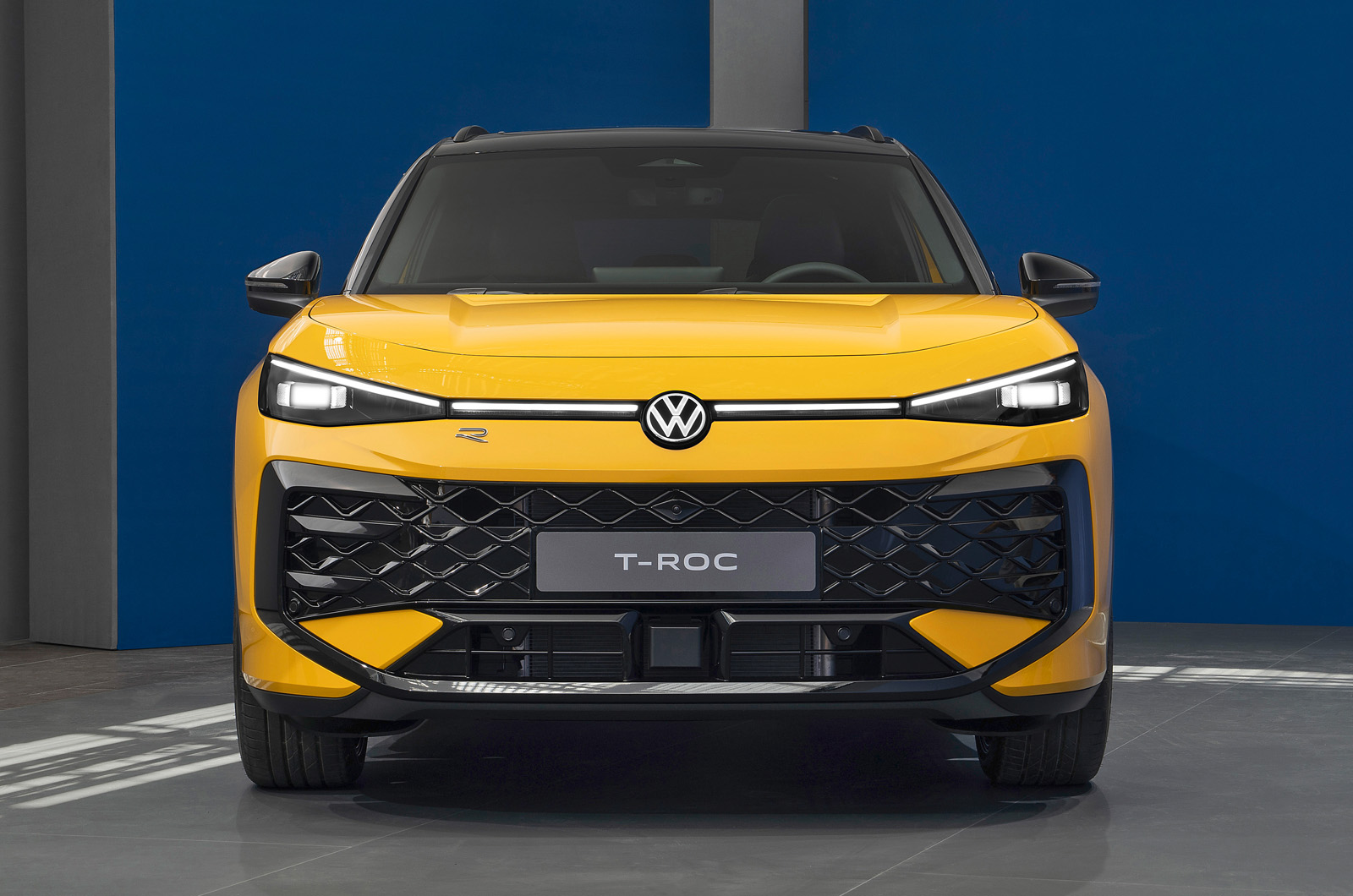 2026 Volkswagen T-Roc nose studio