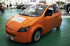 Axon eco-car: 100mpg and 90mph