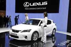 Lexus CT200h