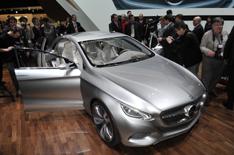 Mercedes-Benz F 800