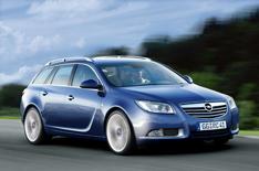 First images: Insignia estate and coupe