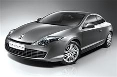 See the Laguna Coupe at Renault's F1 HQ
