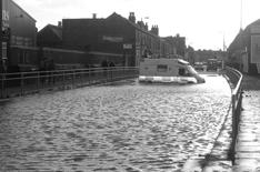 How do I tell if a car has been flooded?