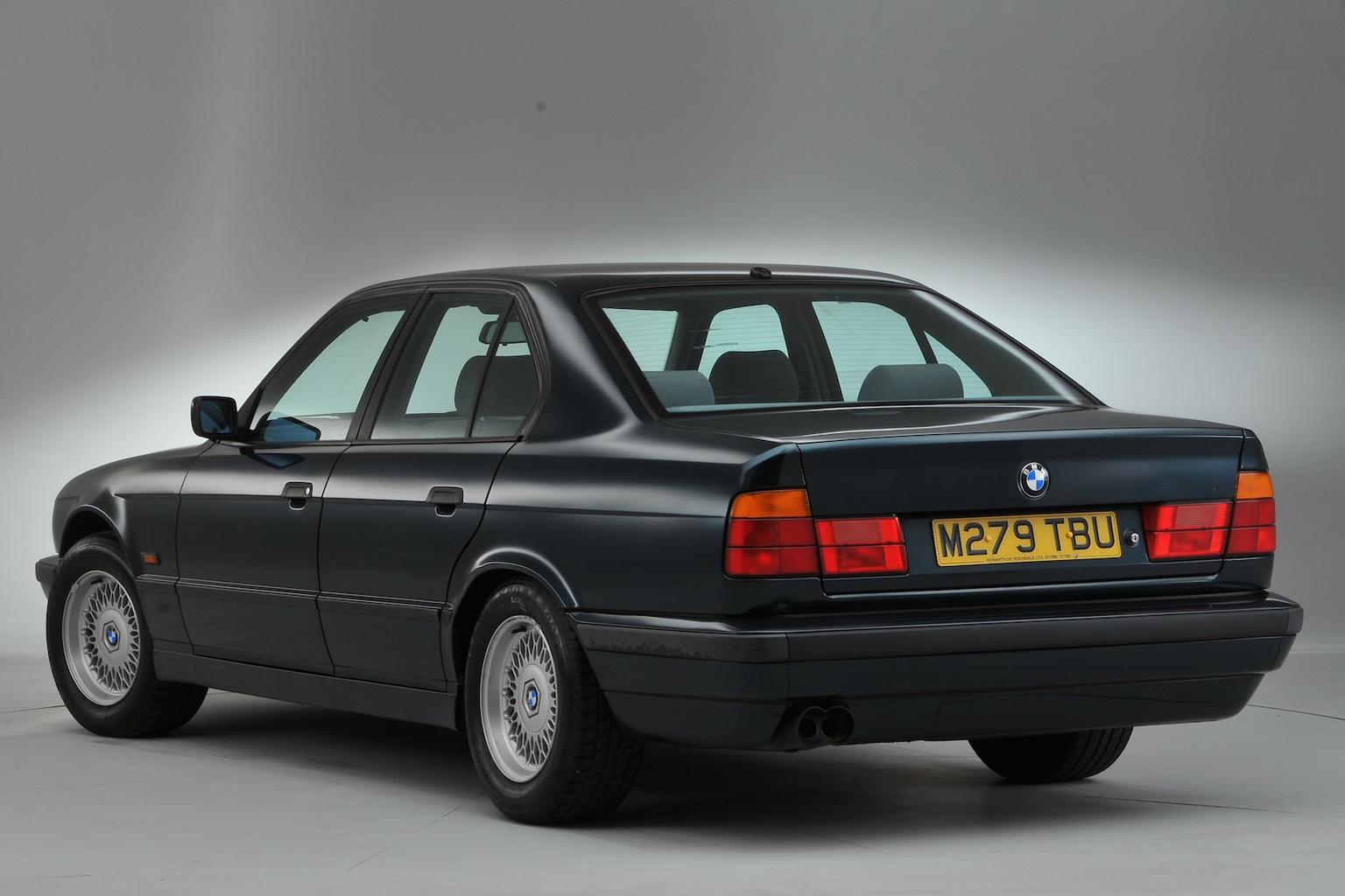 BMW 5 Series (E34) - Rewind Wednesday