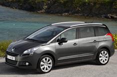 Peugeot reveals 5008 MPV