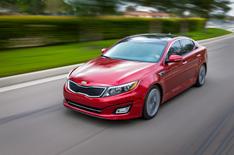 Face-lifted Kia Optima revealed