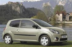 New Twingo battles Fiat 500