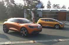 Renault Captur and R-Space driven