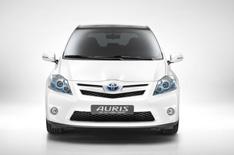 Toyota Auris hybrid unveiled