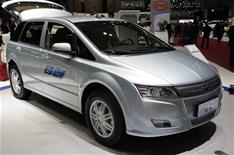 Chinese hybrid and electric cars for UK