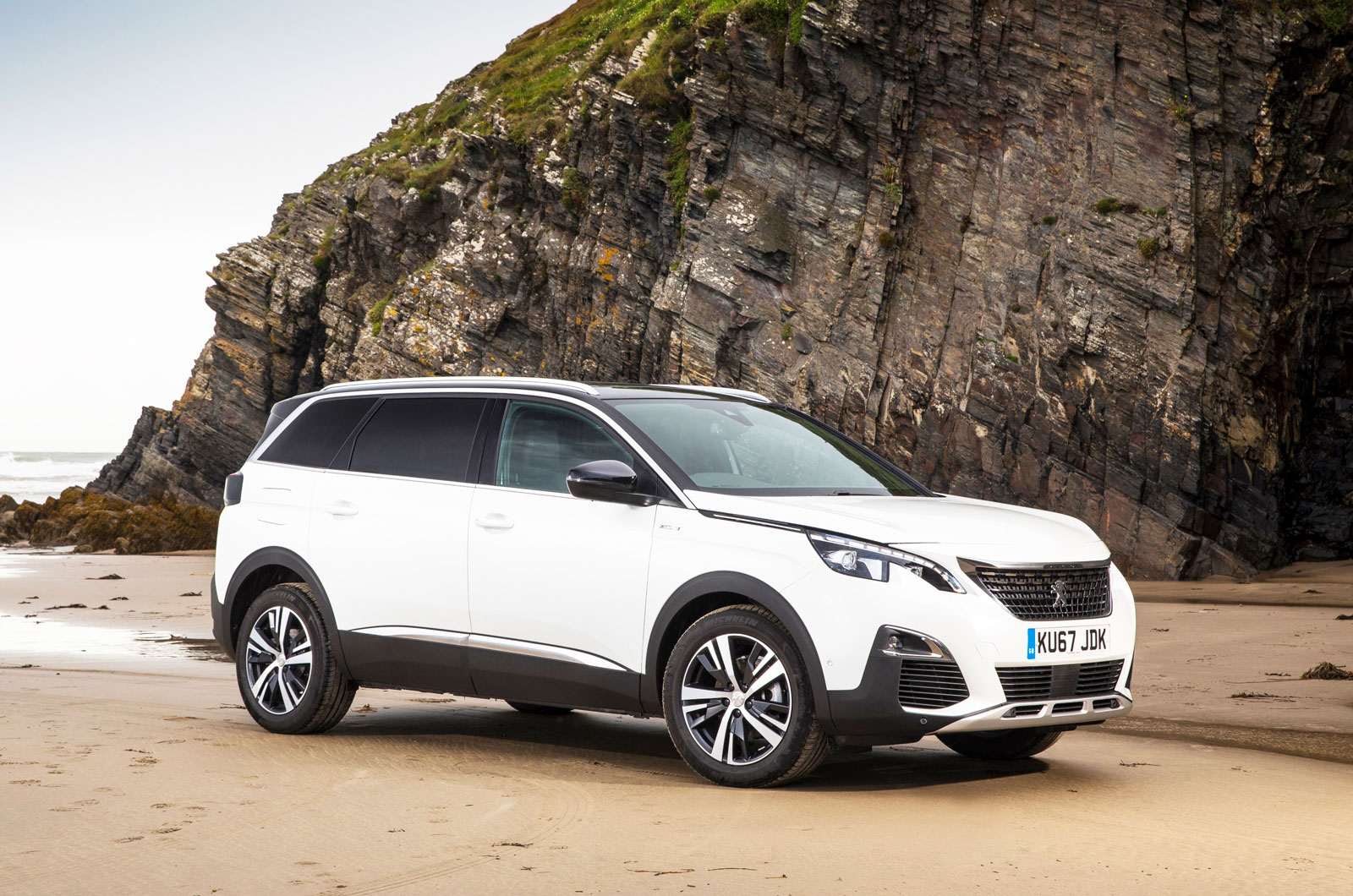 Peugeot 5008 front