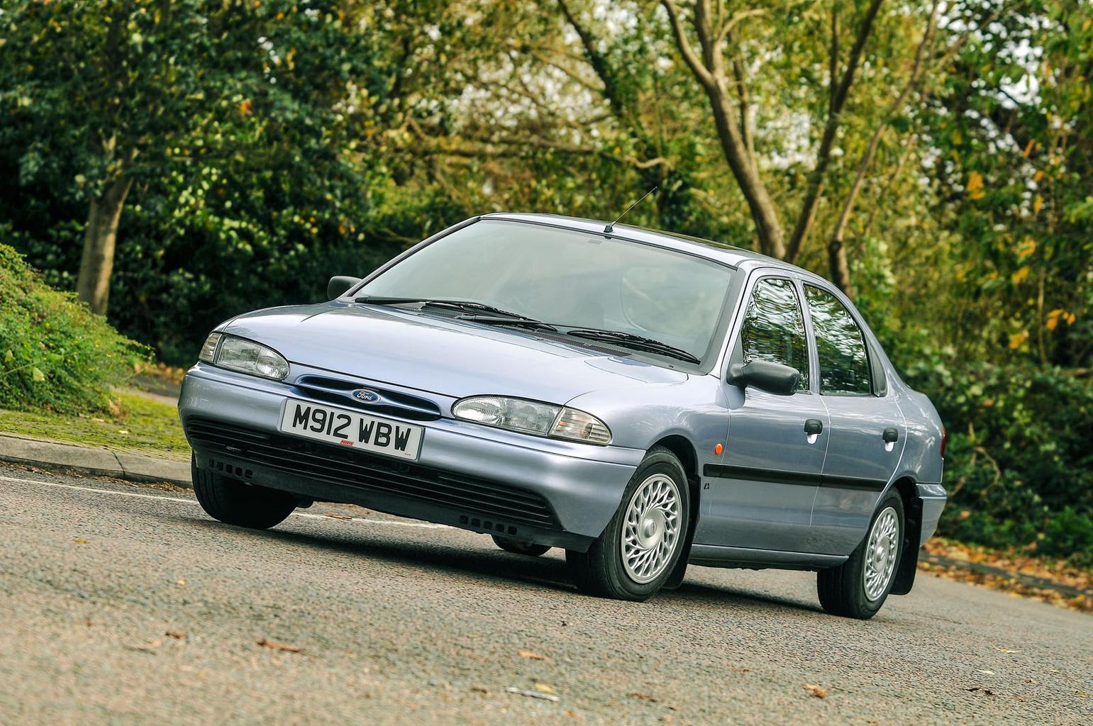 Ford Mondeo 1.8 GLX – Rewind Wednesday