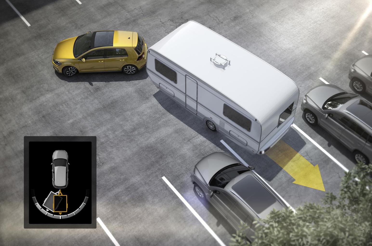 How to reverse a caravan or trailer