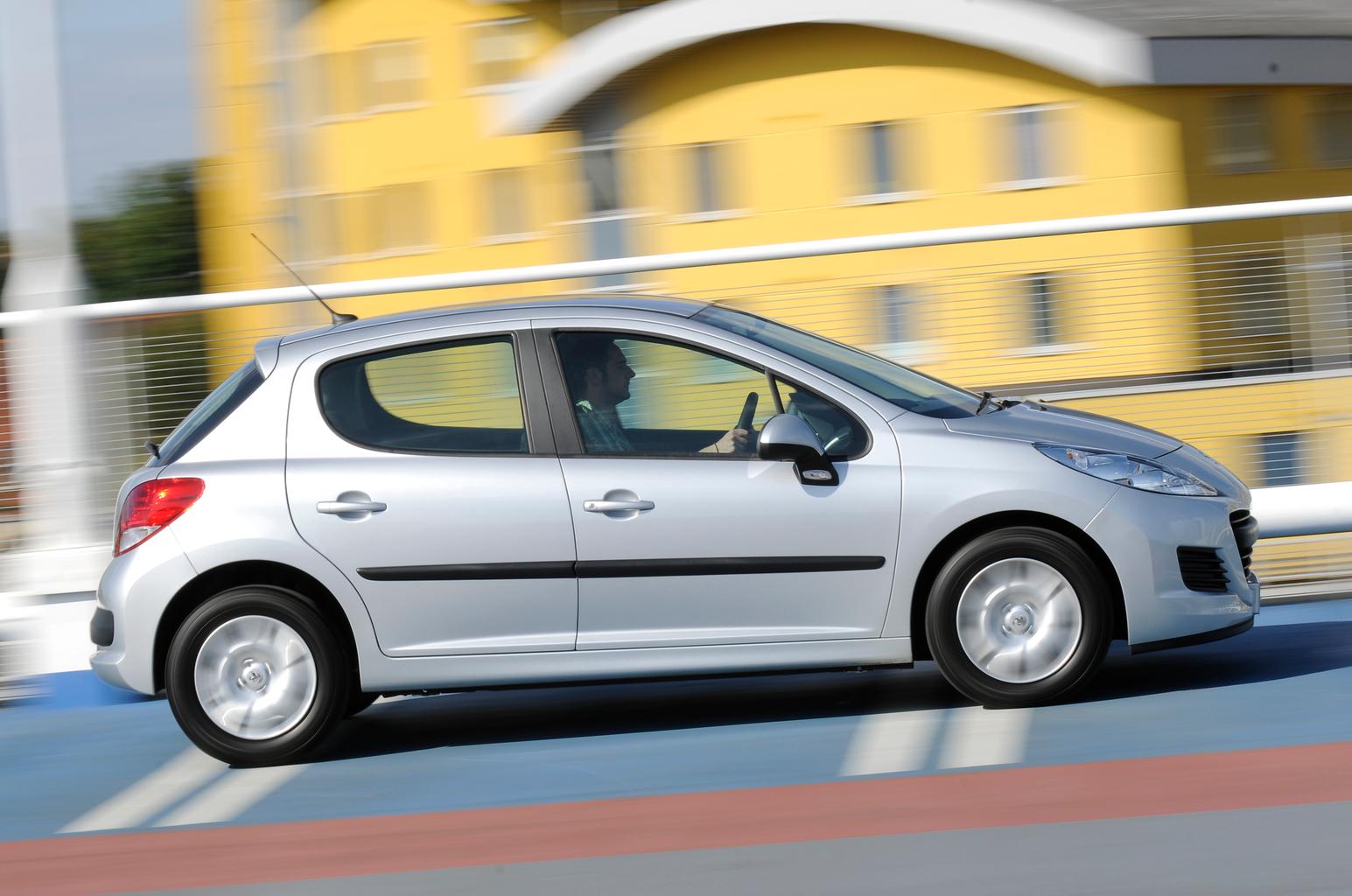Peugeot 207 (06 - 12)