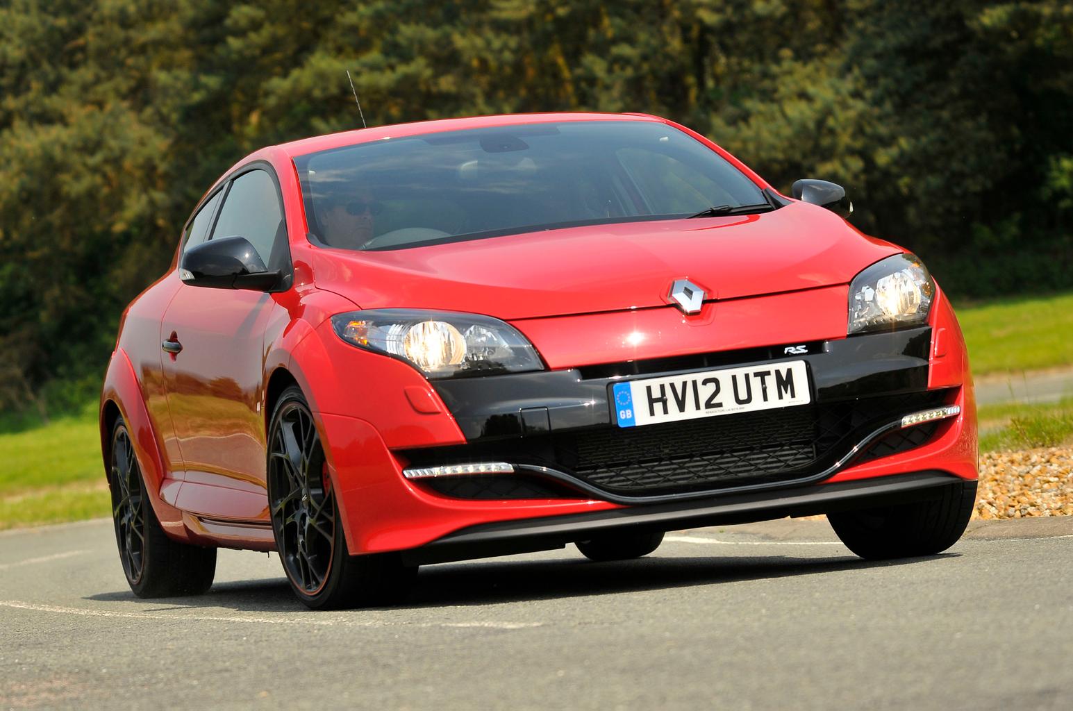 Used test – hot hatches: Renault Sport Megane vs Vauxhall Astra VXR