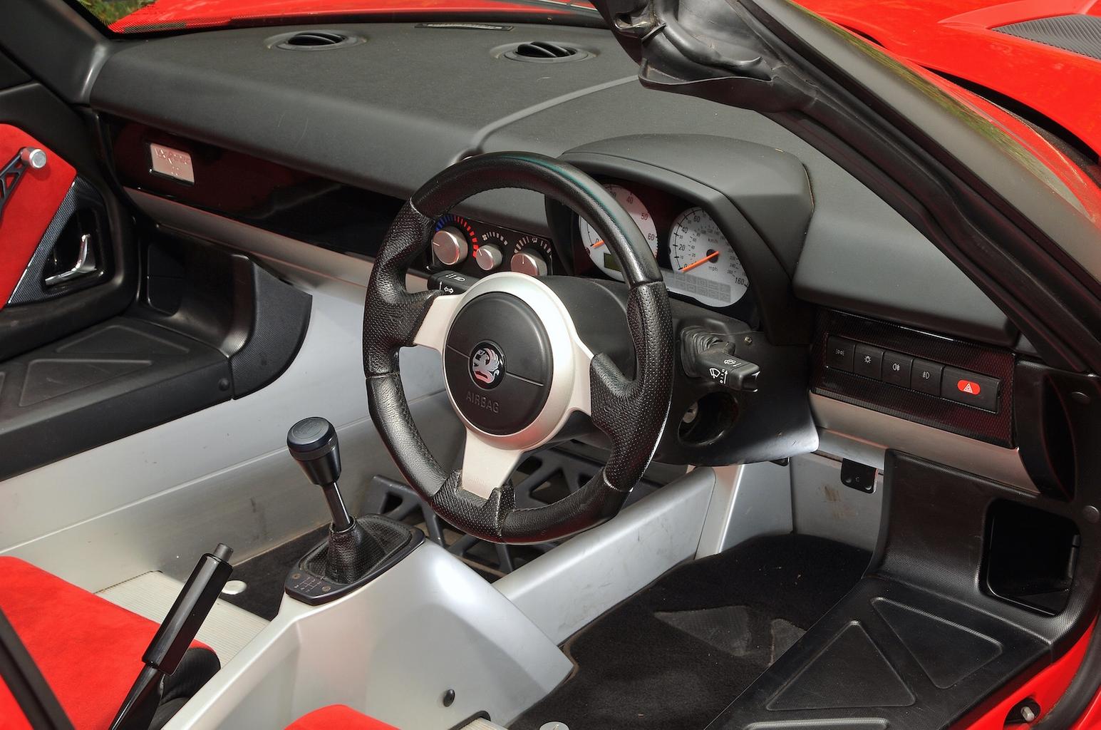 Vauxhall VX220 – Rewind Wednesday