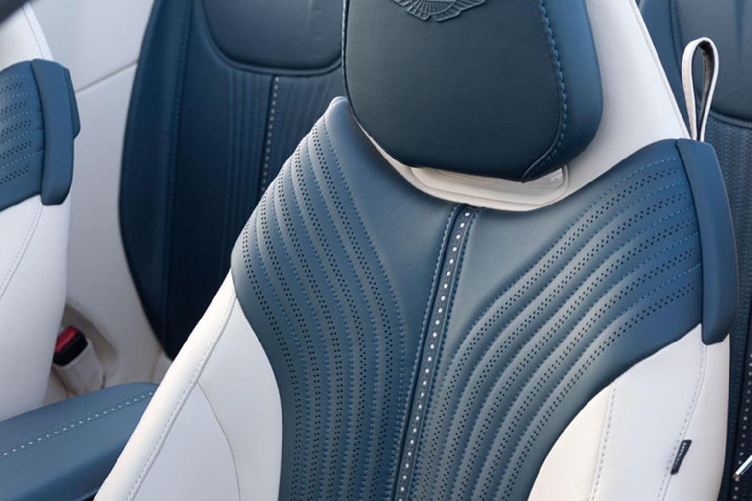 Aston Martin DB11 Volante
