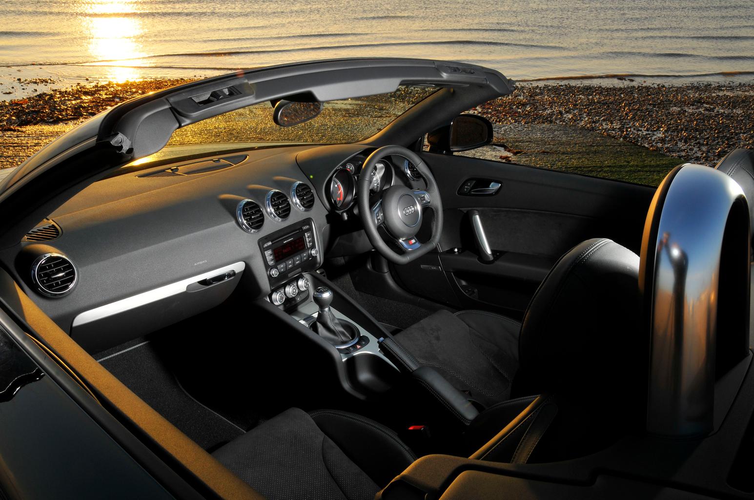 Used test – fun in the sun: Audi TT Roadster vs BMW Z4