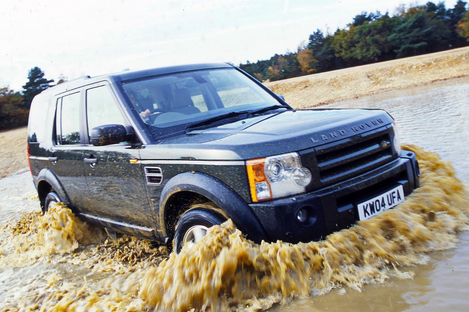 Land Rover Discovery 3 – Rewind Wednesday