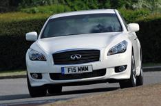 Infiniti prices M30d saloon