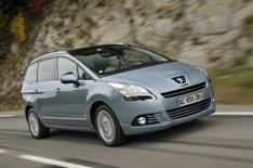 Peugeot 5008: driven