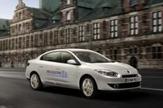 Electric driving lessons from Renault