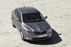 Skoda releases official Superb images