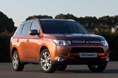 New Mitsubishi Outlander revealed